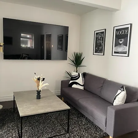 Lovely 2 Bed Full House By The Beach Liverpool Exterior photo